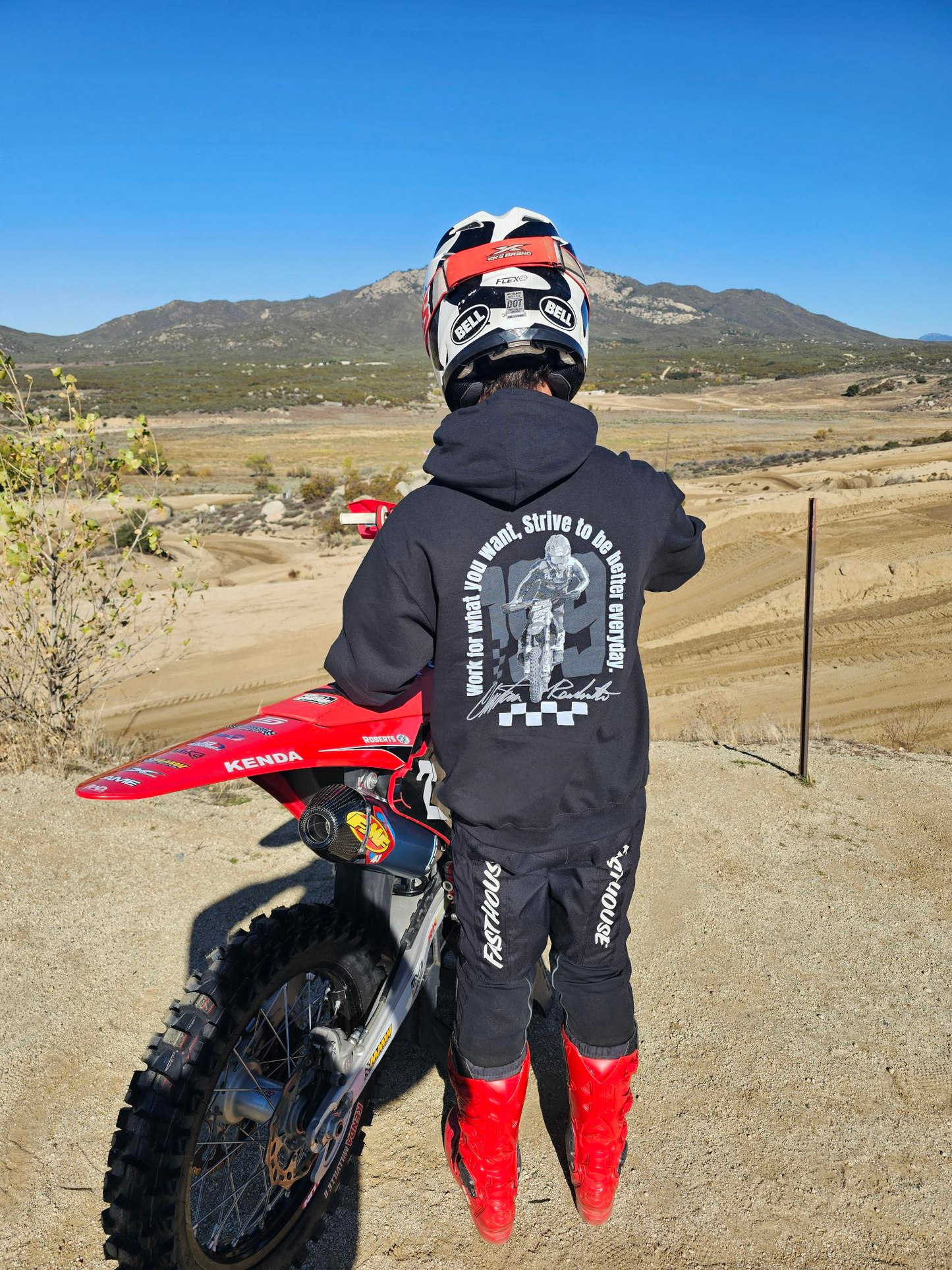 CR199 Signature Sweatshirt / Black